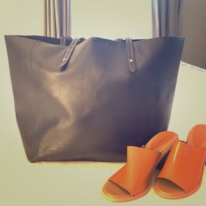 Gap - Black Tote (L)